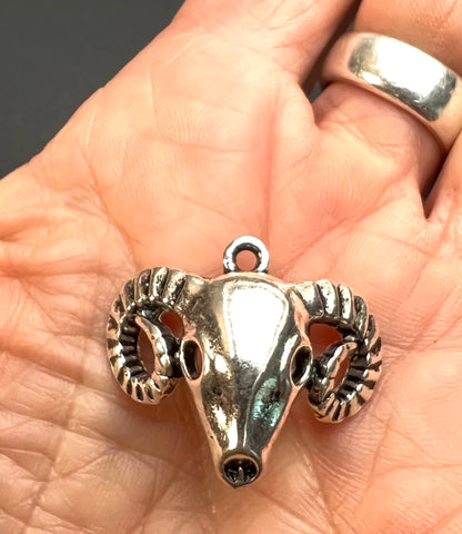 Big 3D Ram Skull 3cm Charm / Pendant.