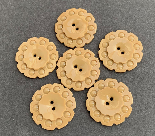 6 Soft and Warm Beige 1930s Buttons - 2.2cm