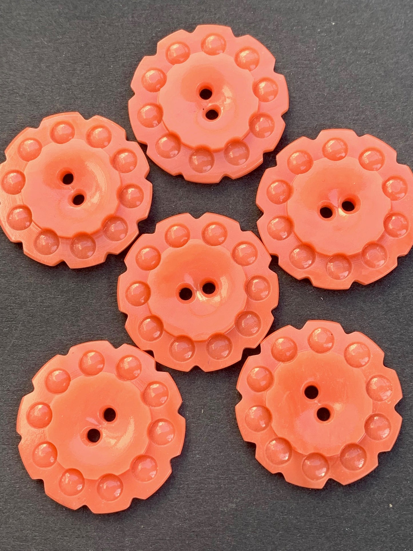 Peach coloured vintage  Buttons - 1.7cm or 2.2cm, Lots of 6 or Sheet of 24