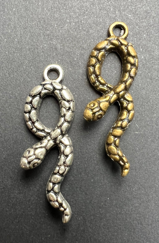 3cm Snake Charm / Pendant