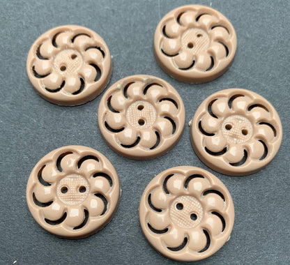 6 Soft Fawn / Beige Vintage French 2.3cm Buttons