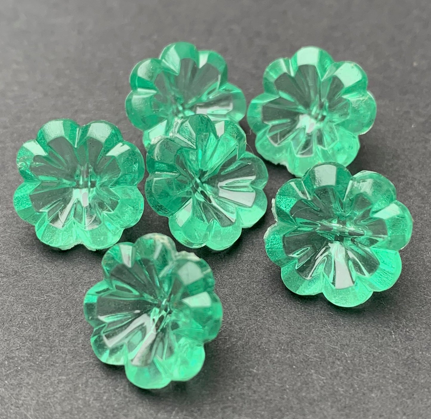 6 Shimmery Fresh Green Vintage Flower Buttons -1.2cm wide