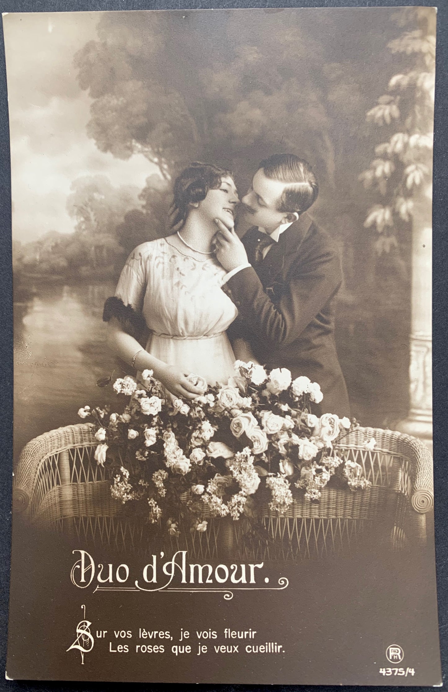Love Duo on this Highly Romantic Edwardian French Postcard