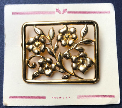 1940s Framed Gold Flowers Brooch