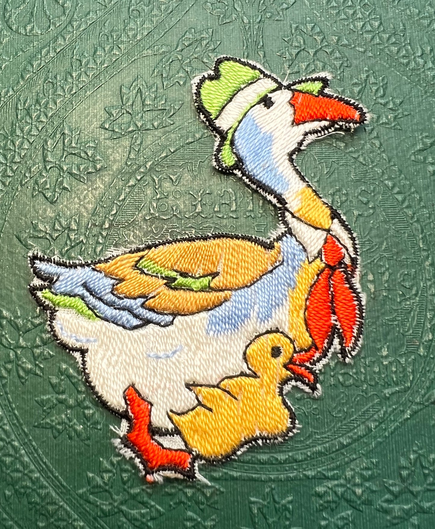 1940s Applique - Goose in a Hat and Tie, with Duckling !