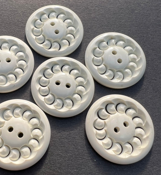 6 Soft White Swirly 2.3cm Vintage Buttons