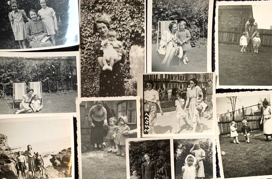 16 photos of Mothers and Children from the 1920s and 30s(A24)