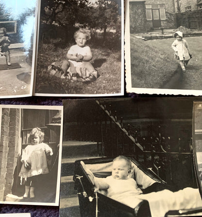 17 photos from the 1920s - 1940s of Babies and Toddlers ( A31)
