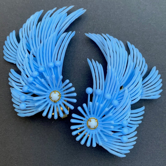 Joyful 1950s Blue Clip-On Earrings