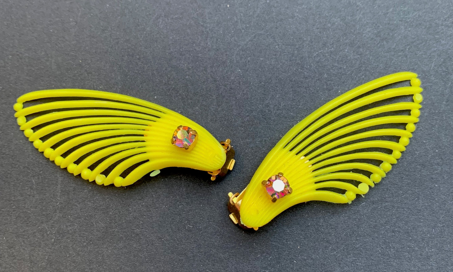 Diamante Centred 1950s Yellow Clip on Earrings