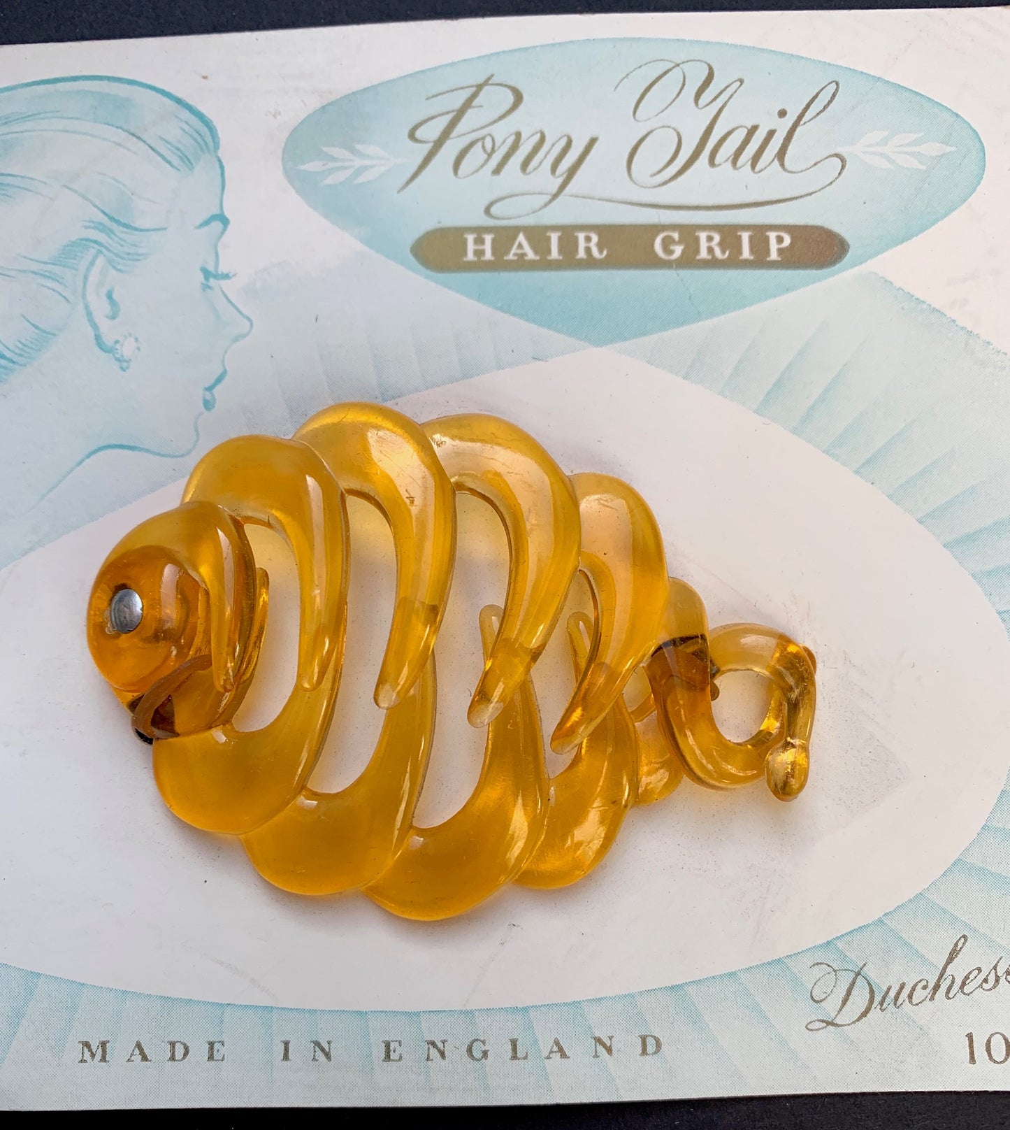British 1950s Pony Tail 7cm Hair Grip/ Banana Clip on Lovely Display Card.