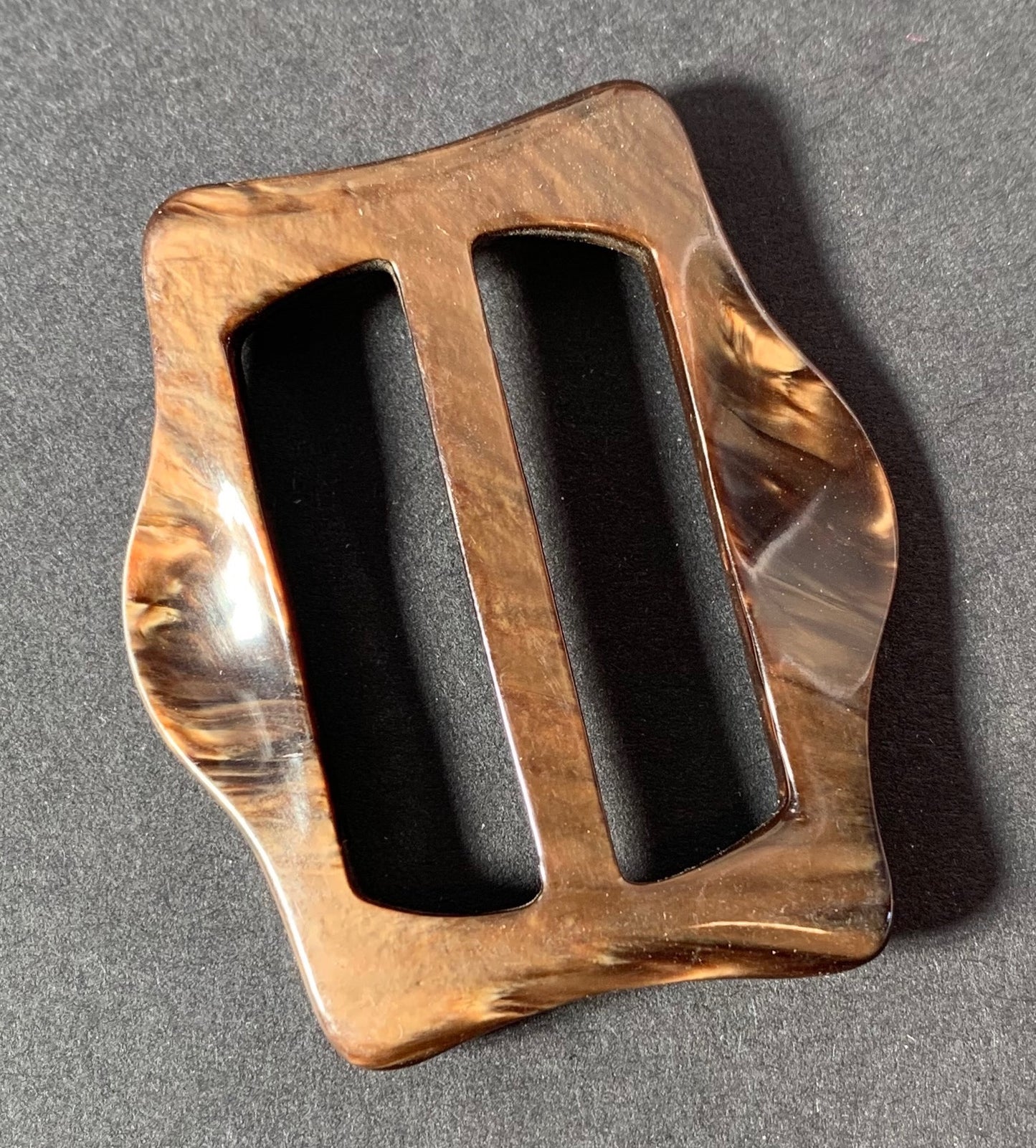 Antique Walnut Brown Colour 1940s French 4.5cm Buckle for 3.2cm Belt.