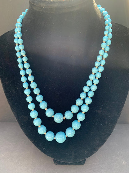 1940s Baby Blue Graduated Glass Bead Necklace