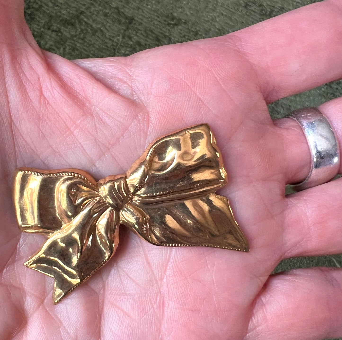 5cm wide Golden Vintage Brass Bow Stampings