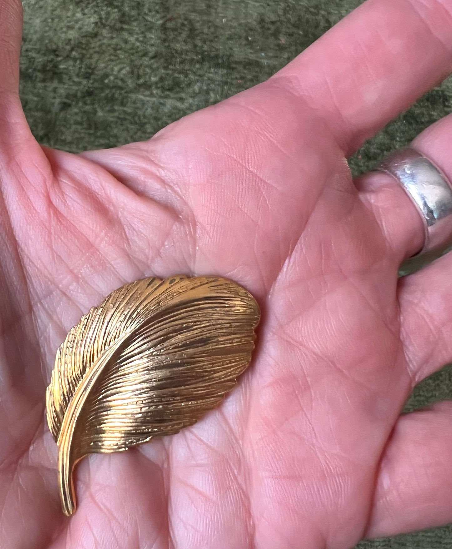 Big Golden Brass Vintage Leaf 5cm Stampings
