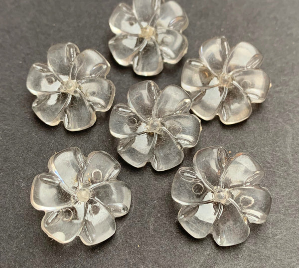 6 Delightful Vintage 1.5cm or 1.8cm Flower Buttons