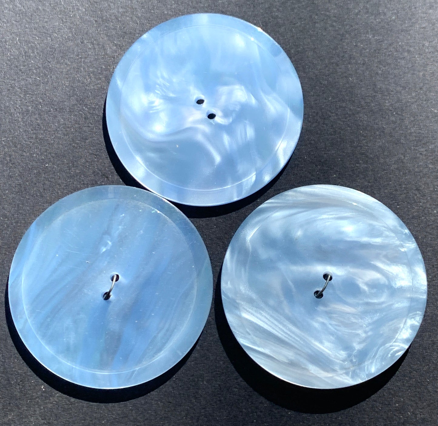 1 Moonglow Lucite Silvery Blue 3.7cm Buttons