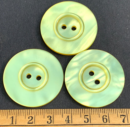 1 Shimmering Moonglow Lucite Yellow 3.5cm Vintage Buttons