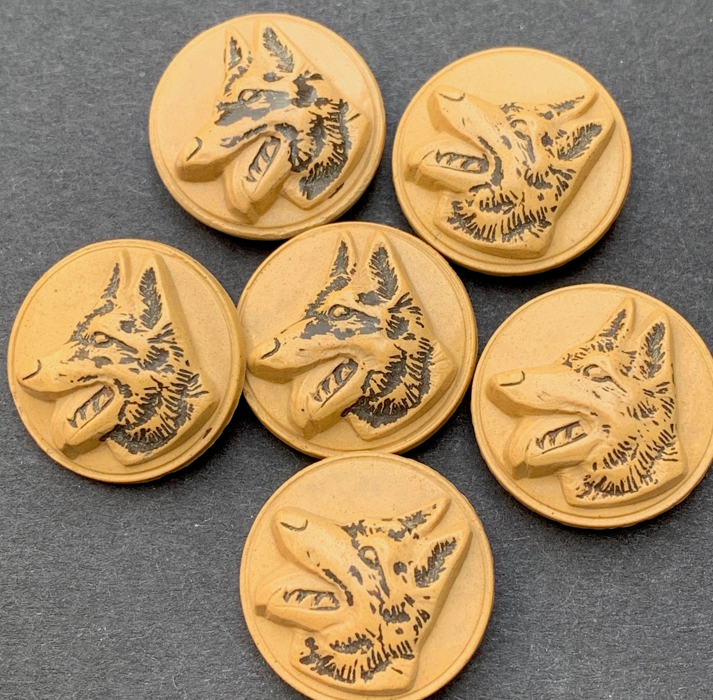 6 Vintage German Shepherd Dog Buttons - 2cm -Choice of Colours