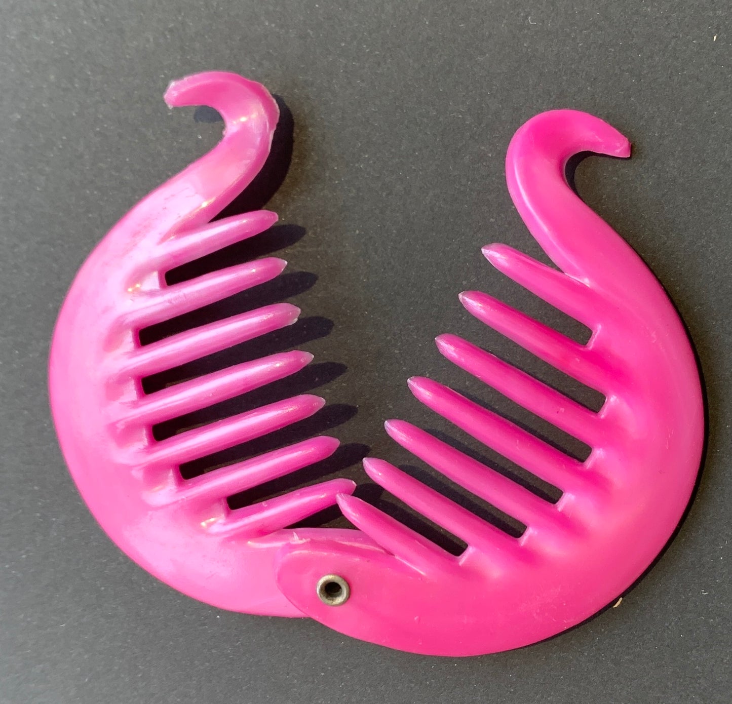 1960s Bright Pink 6cm Clincher / Banana Hair Grip