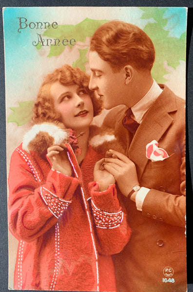 1920s French Romantic Couple Hand Tinted Happy New Year Postcard