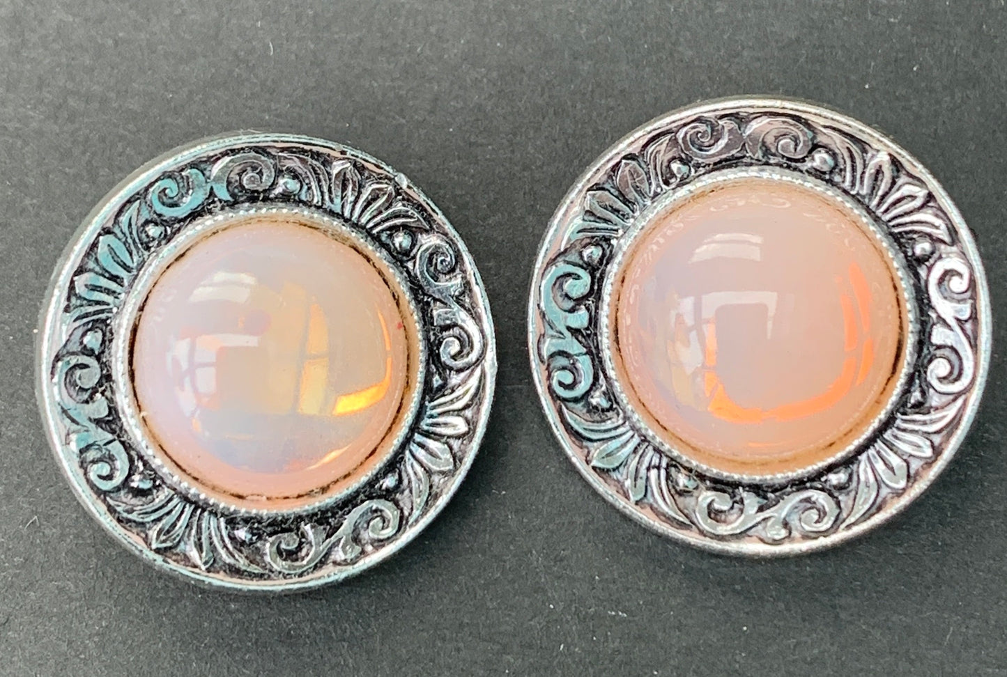 Charming Vintage Clip On Glowing Lucite Earrings