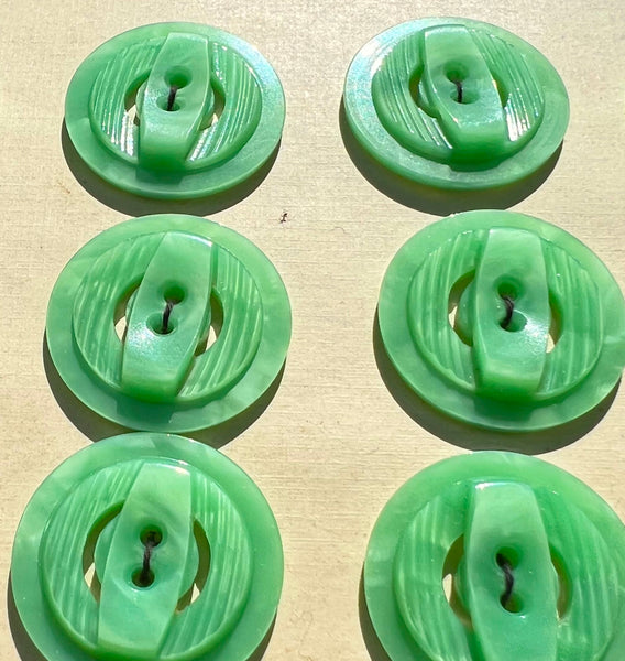 6 or 24 Vintage 1940s Grass Green Buttons 1.8 or 2.2cm
