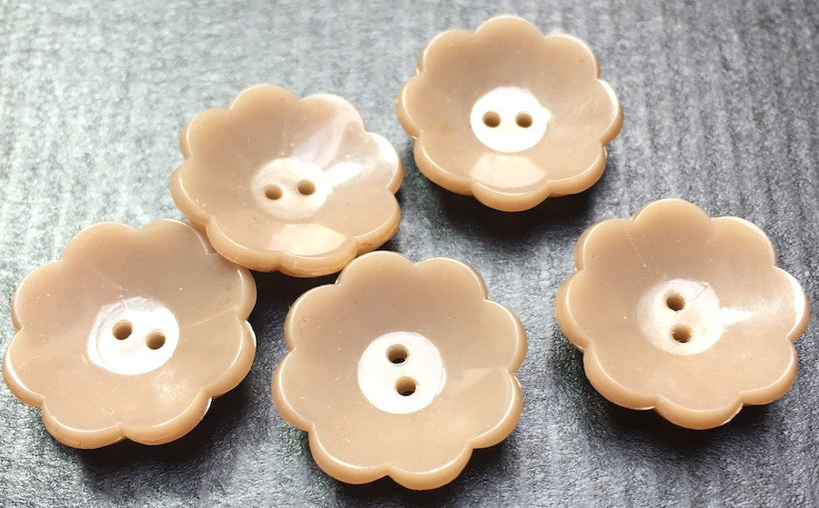 Charmingly Simple Vintage 2cm Flower Buttons - Choice of Colours