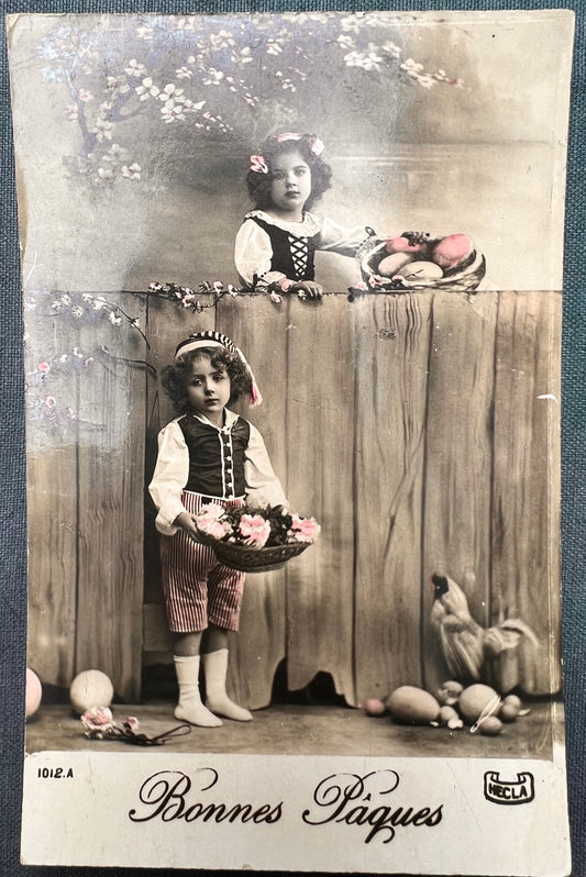 Offerings for the Ghost Chicken on 1900s French Easter Postcard.