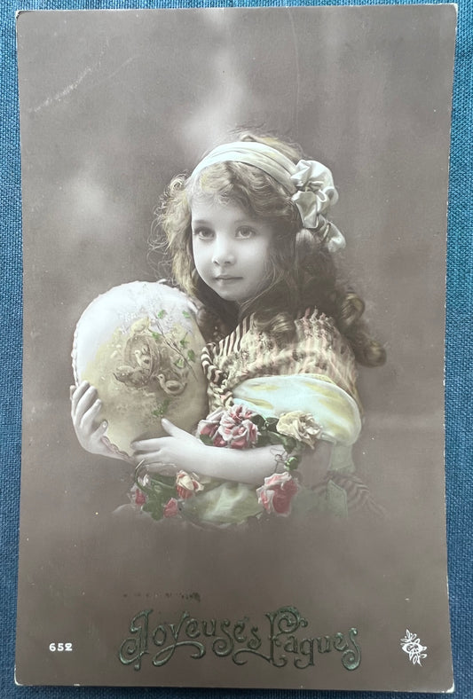 Demure Child and Elaborate Easter Egg on 1900s French Easter Postcard