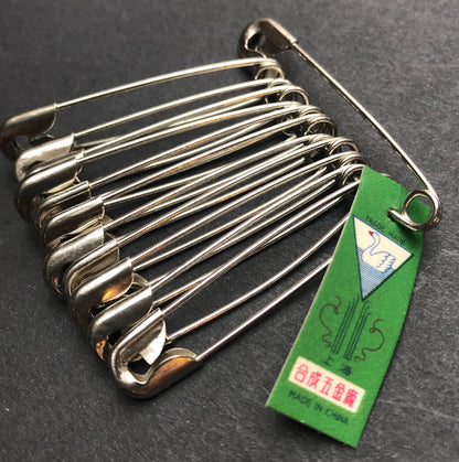 12 Vintage 1.8"/ 4.5cm Safety Pins