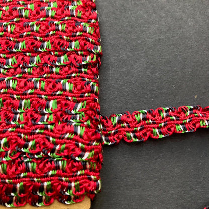 4m of Rather Christmassy Vintage Red & Green Silky Woven Trim - 1cm wide.