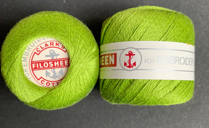 Vintage Anchor Filosheen Bright Green Cotton Embroidery or Darning Thread 12 balls x 22m (0255)
