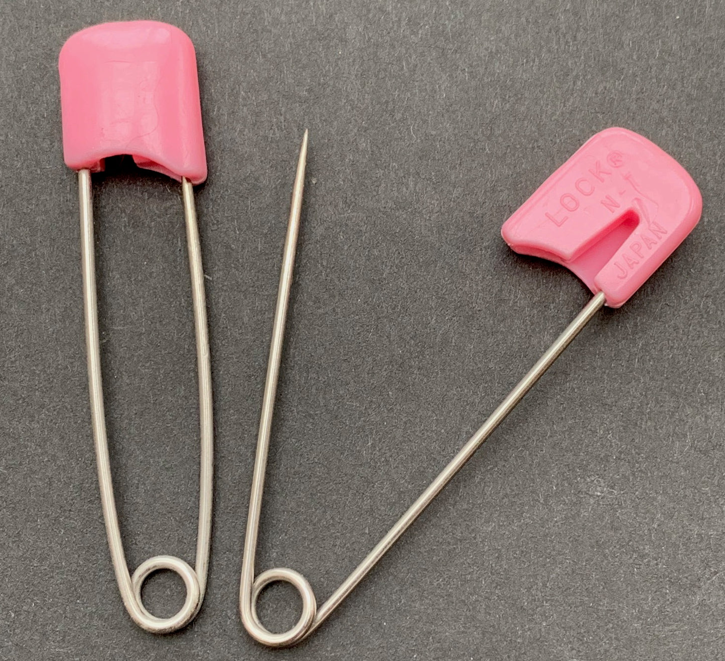 Perfect Knitting Stitch Holders - Vintage 5.5cm Japan Made Extra Safe Safety Pins