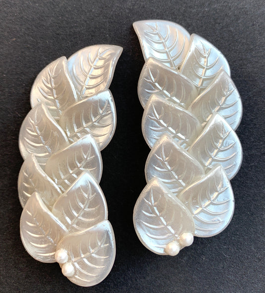 Shimmery White Leaves Vintage Clip-on Earrings