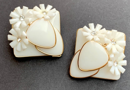 Mid Century Diamante and White Flower Vintage Clip-on Earrings
