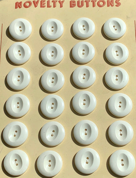 24 Simple with a Twist Vintage White Buttons - 1.5cm or 2cm