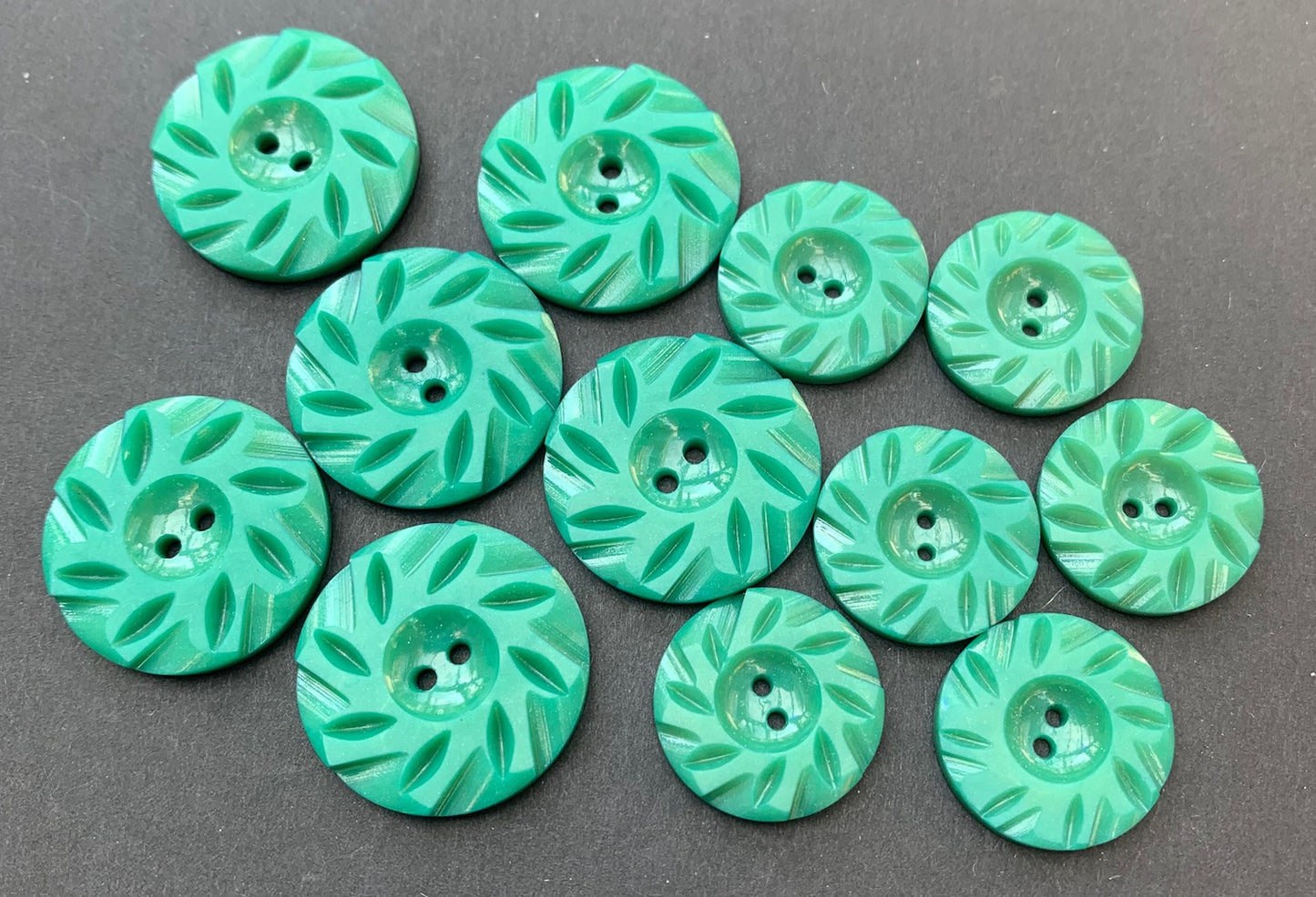 Seafoam Green Vintage  2.2cm or 1.7cm  Buttons