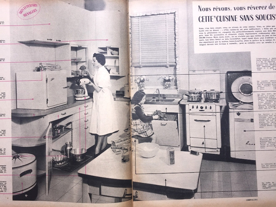 Housework Issue ! February 1950 issue of French ELLE Fashion Magazine