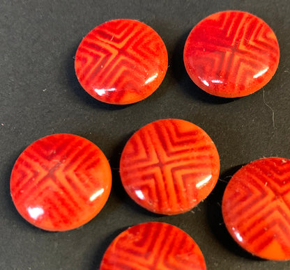 6  Vintage 1960s Italian 1.5cm Geometric Red Buttons