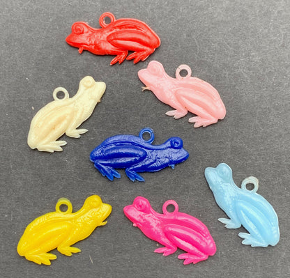 4 Vintage 2cm Frog Charms - And why not ?