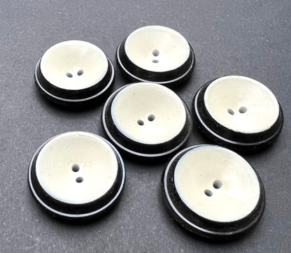 6 Sophisticated Italian Black and White Vintage 2.5cm Buttons