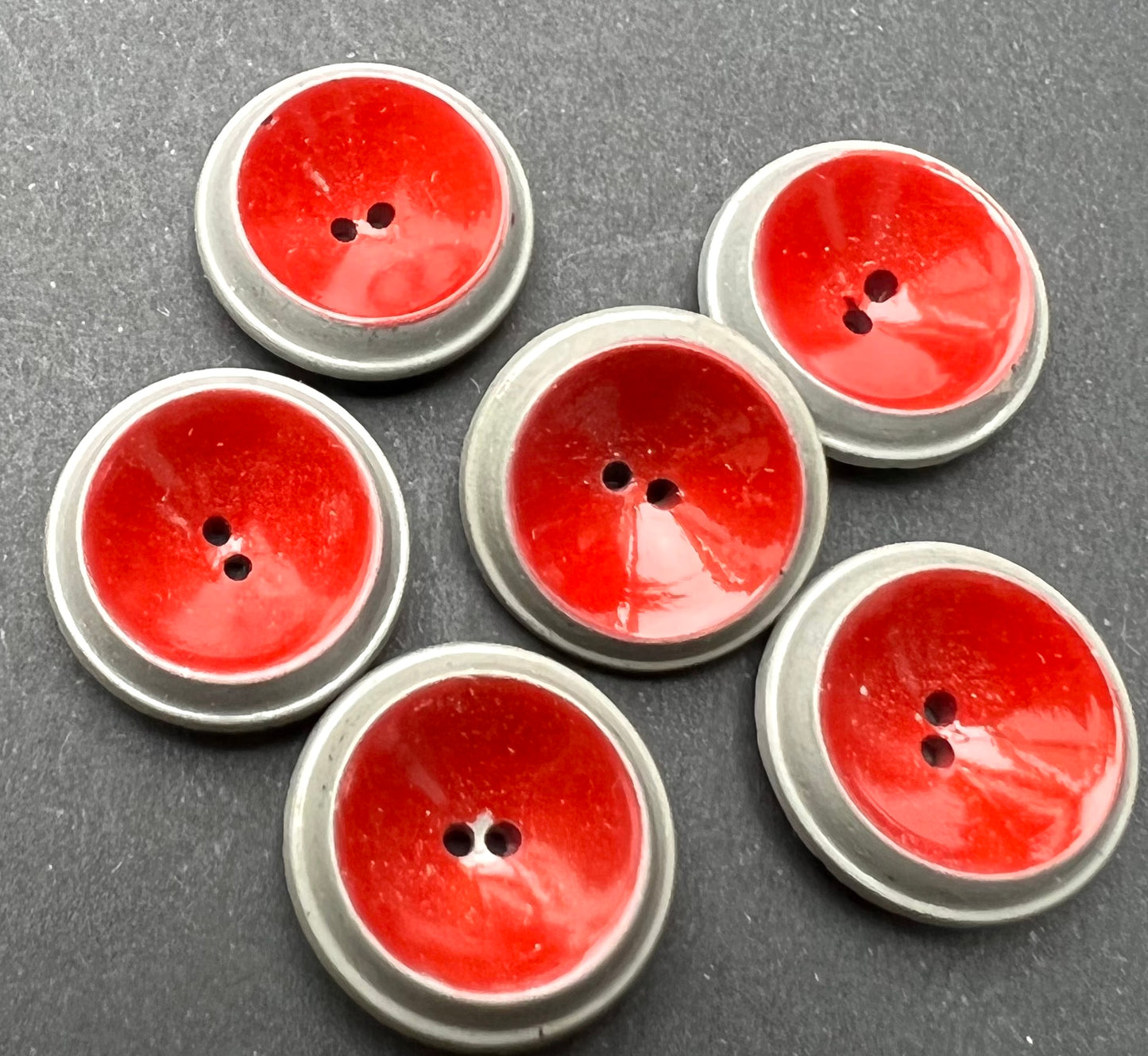 6 Striking 1960s Italian Light Grey and Dark Red Vintage 1.5cm Buttons