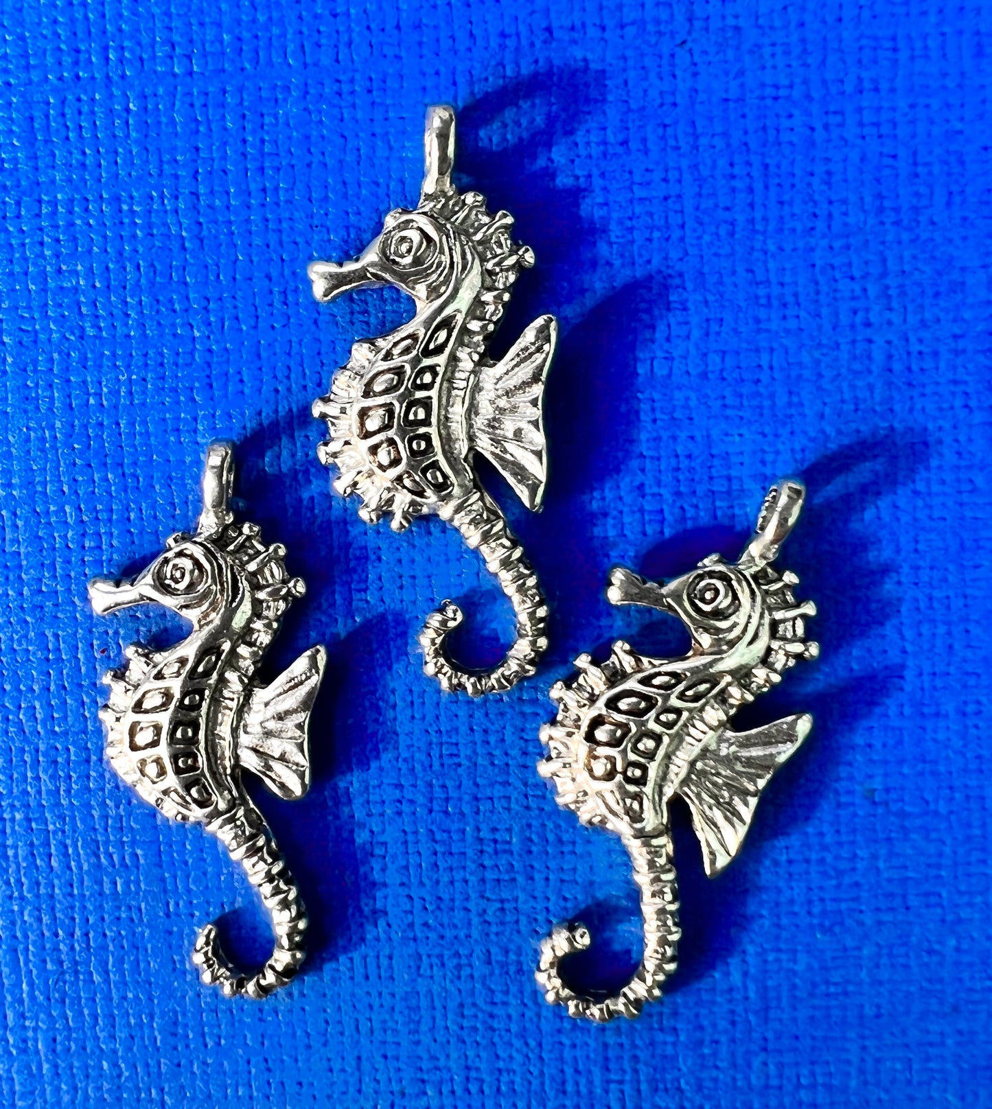 3 Jaunty Seahorse Charms / Pendants - 3cm long