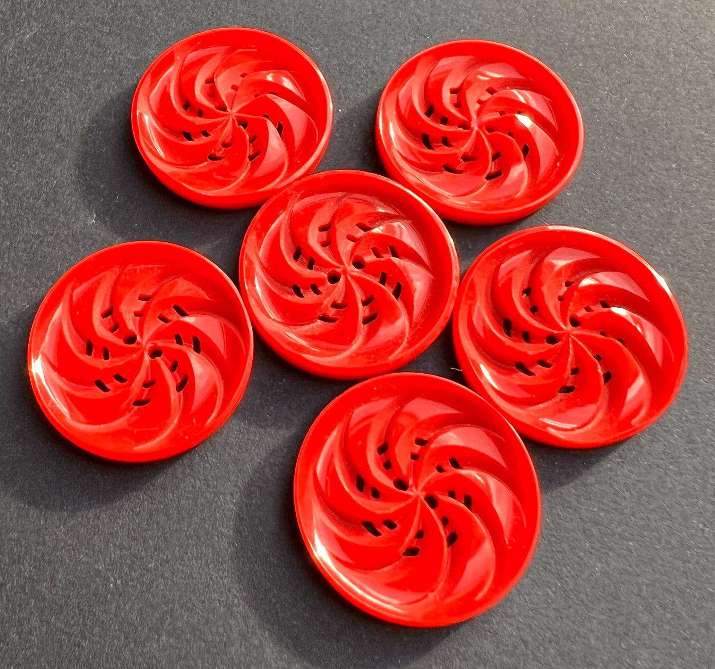 6 Bright Red Vintage 1930s 2.2cm Buttons