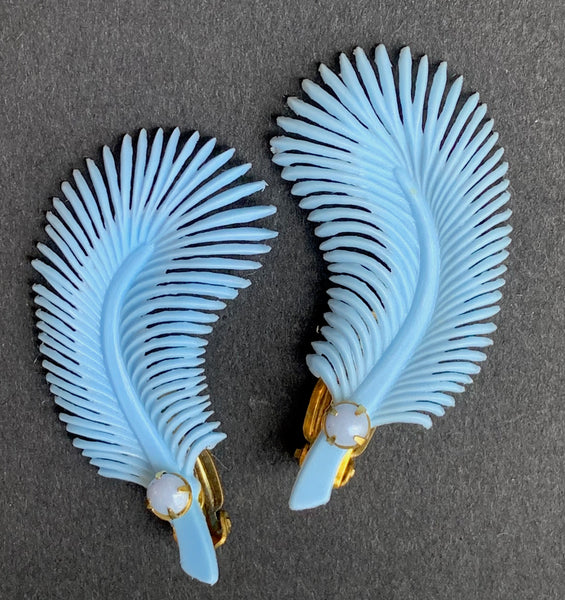 Playful Blue Feather Vintage Clip-on Earrings