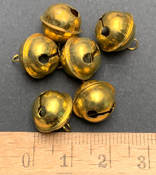 6 Little 1cm Vintage Brass Bells