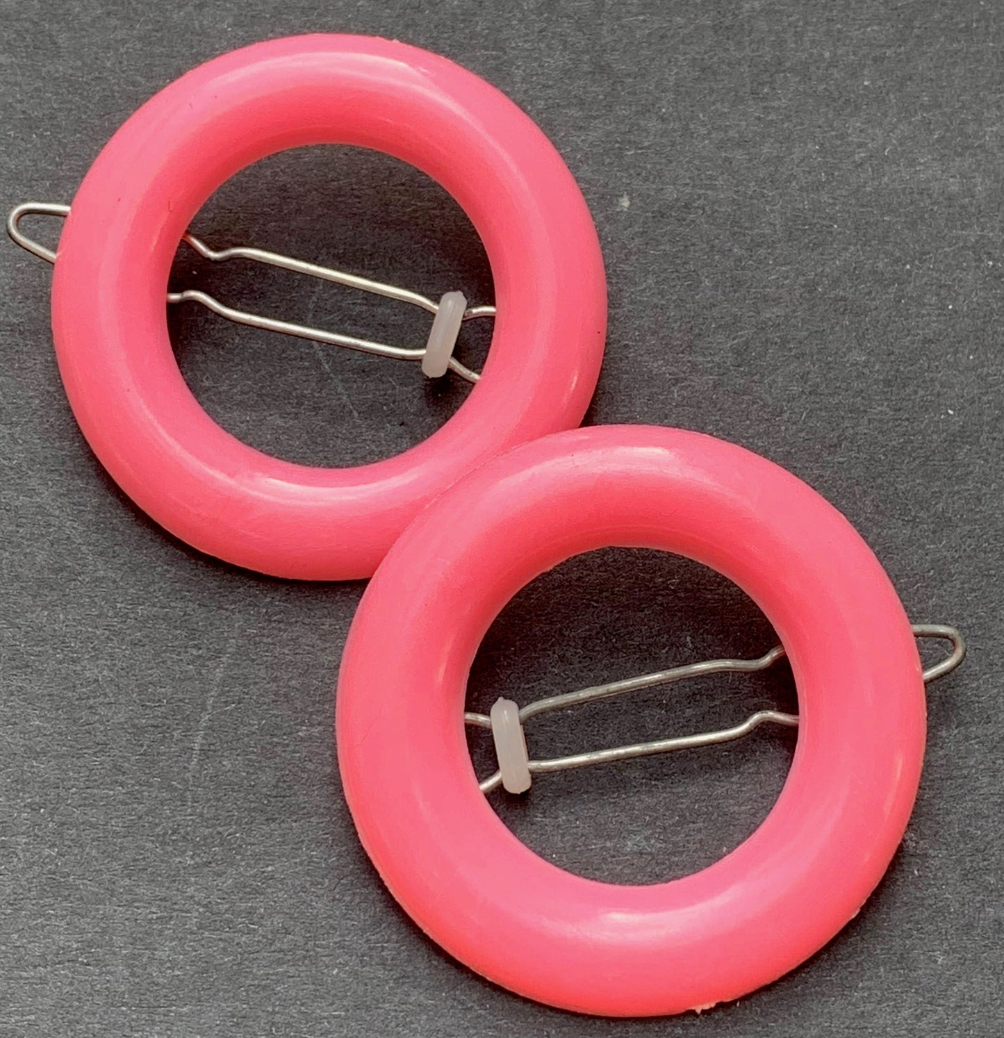 Pair of Big 3.6cm Candy Pink Round 1960s Hair Clips