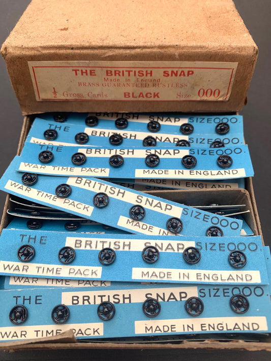 British 1940s Wartime Austerity BLACK PRESS STUDS / SNAP FASTENERS Sizes 000 and 2