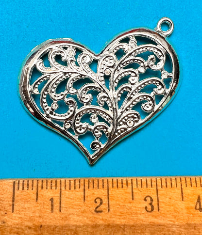 Big 3.8cm Silver Tone Curlicue Heart Pendant
